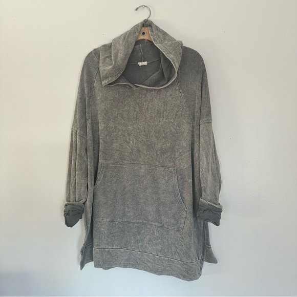 Blue Buttercup Tops - Longer length Hoodie